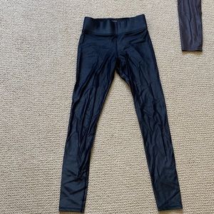 Carbon38 Takara Shine Regular Rise Full Length Legging in Rich Navy size S